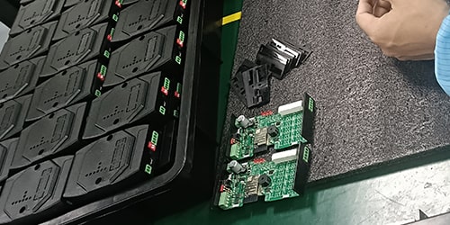 Box Building Assembly