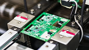 Turnkey PCB Assembly vs Consignment